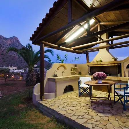 Beachfront Homeleader Villa Stavros (Crete)